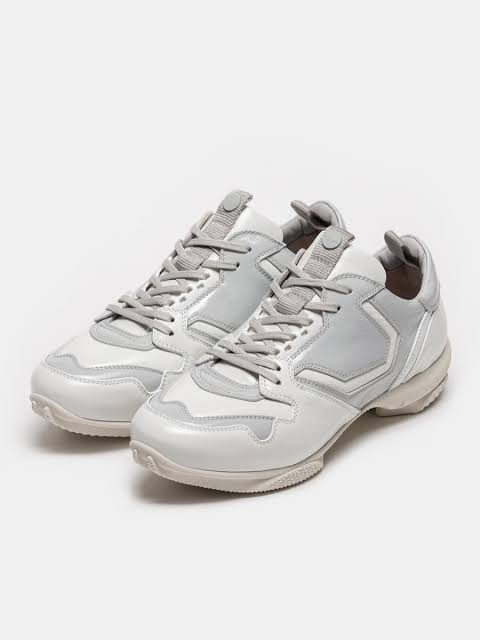 Ostro Canvas Shoes