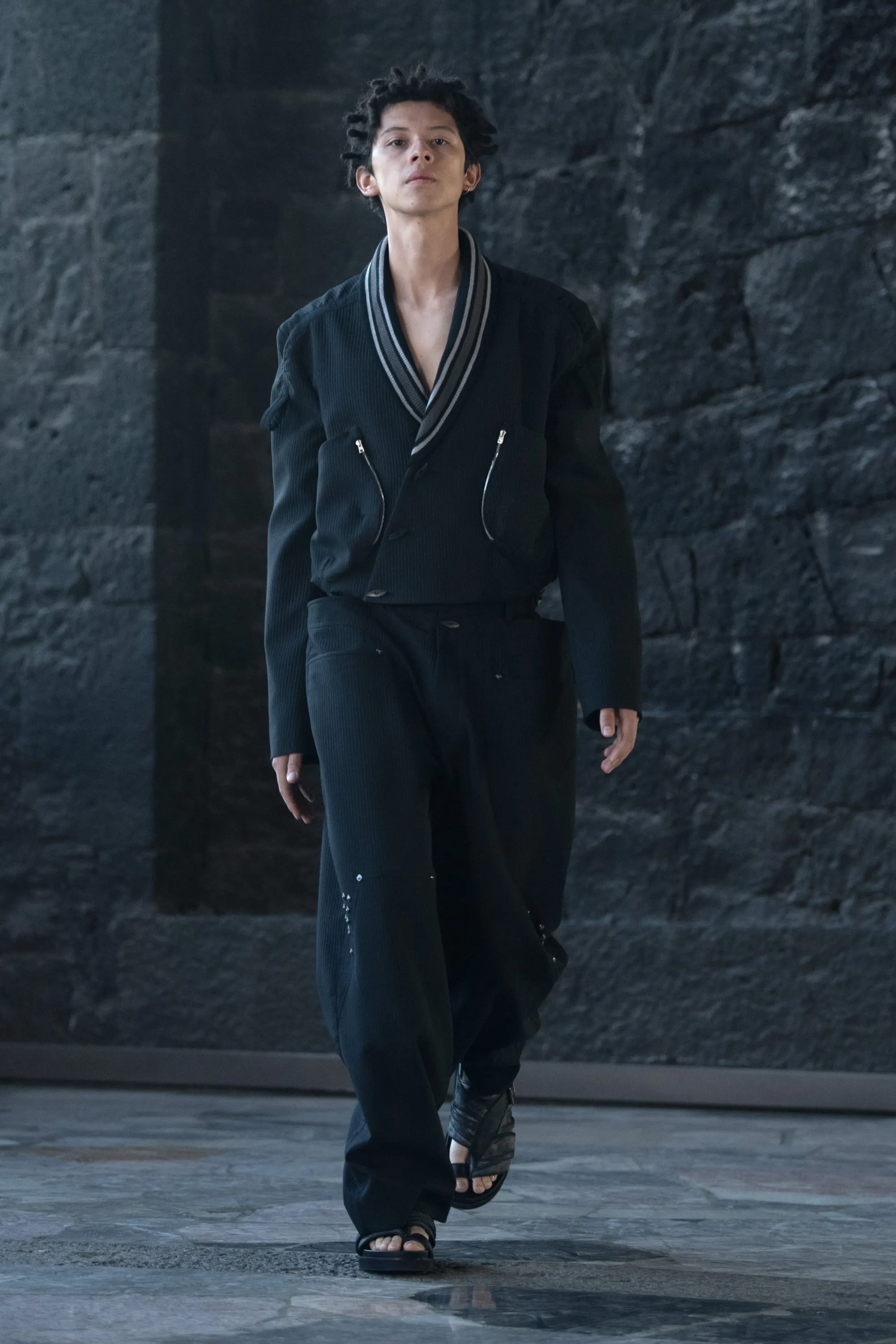 Kiko Kostadinov AW22 Xolo Look 1