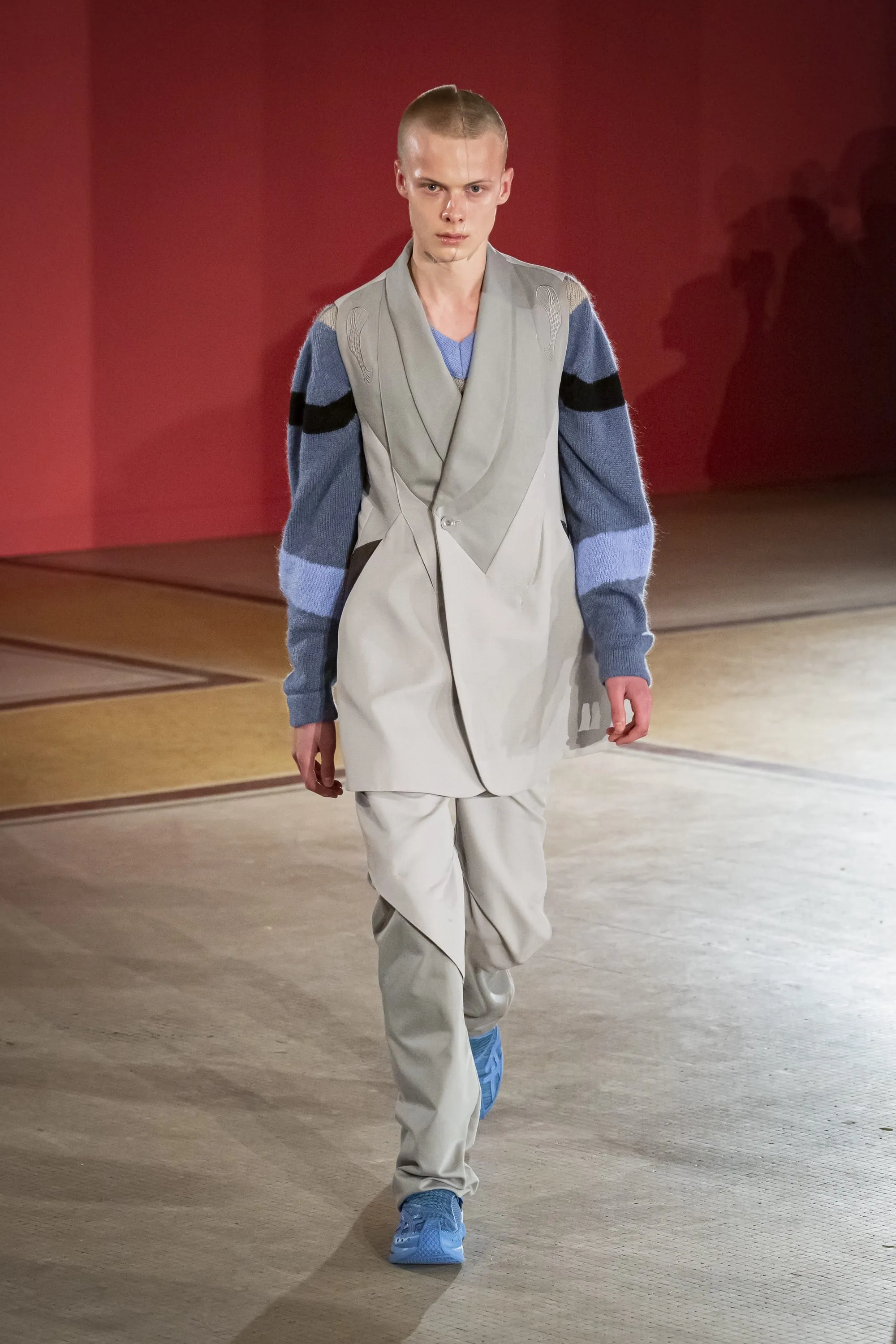 Kiko Kostadinov Lapsed Influence AW20 runway look