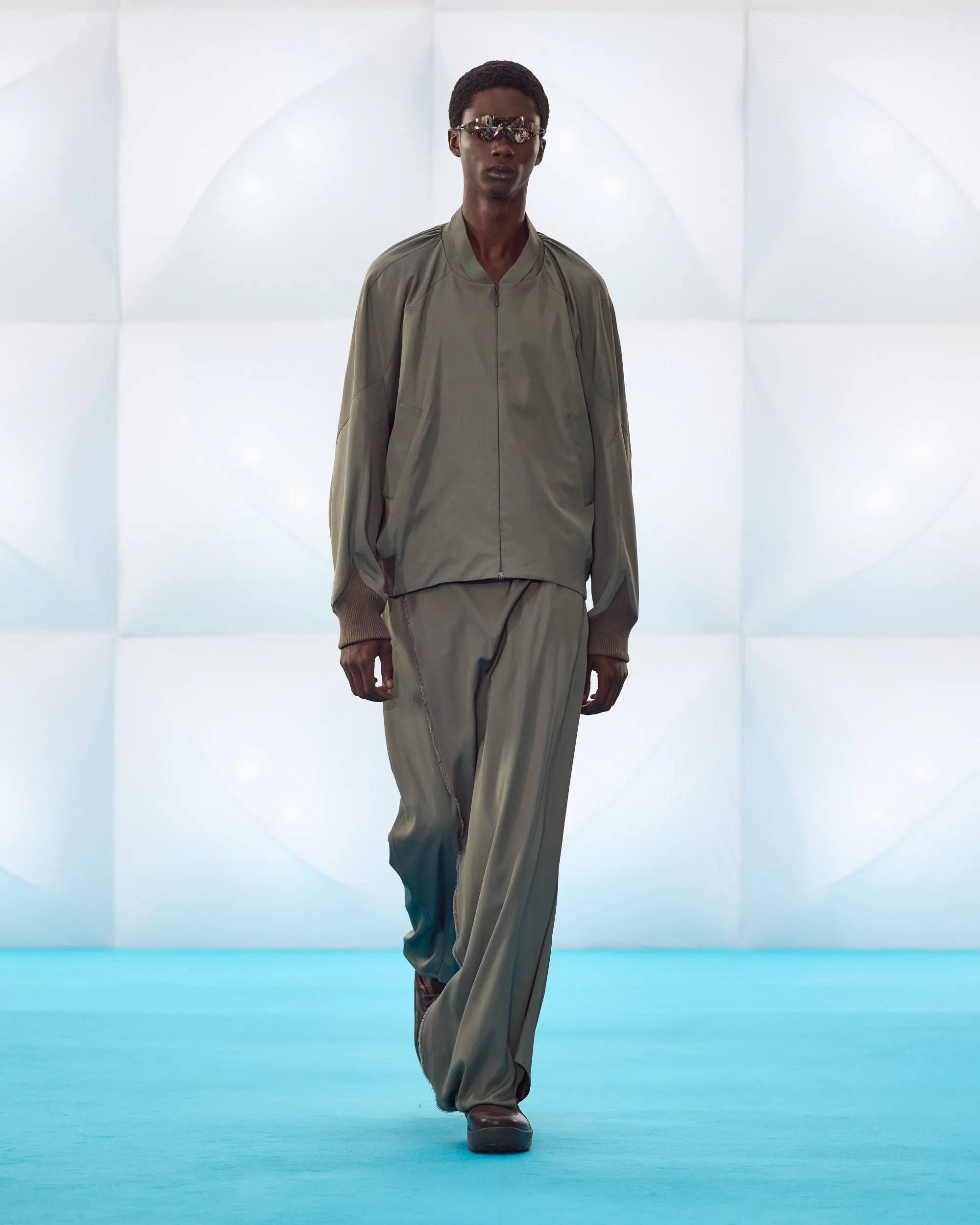 雨*れ様 kiko kostadinov women スラックス Kiko Kostadinov SS27 Extroflexion Collection | 27SS Archive